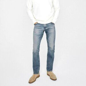 NEW. AG The Everett Slim Straight Mayfield Size 32/32 New with Tags Light Denim